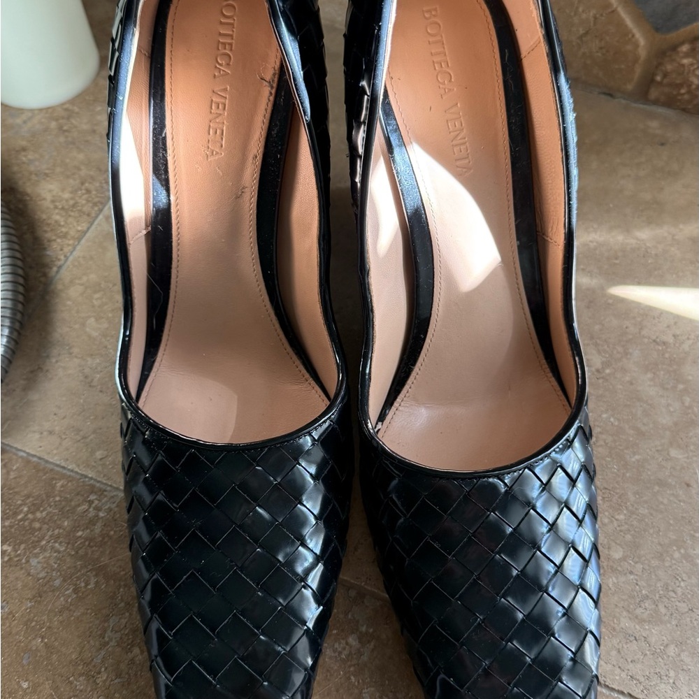 Bottega Veneta Black Woven Heels